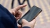 Баҳси IMEI. Хадамоти гумрук аз "афв" гуфт, сокинон аз душворӣ
