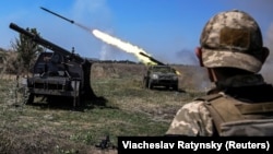Повідомляється, що сили оборони України продовжують наступальну операцію на Мелітопольському напрямку та наступальні (штурмові) дії на Бахмутському напрямку