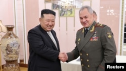 Кім на нещодавній зустрічі у Пхеньяні з головою Міноборони РФ Сергієм Шойгу
