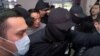 Райымбек Матраимов Бишкектин Биринчи Май райондук сотунда. 27-март, 2024-жыл.