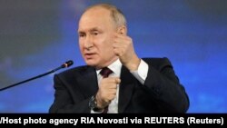 Президент Росії Володимир Путін під час Петербурзького міжнародного економічного форуму, 16 червня 2023 року