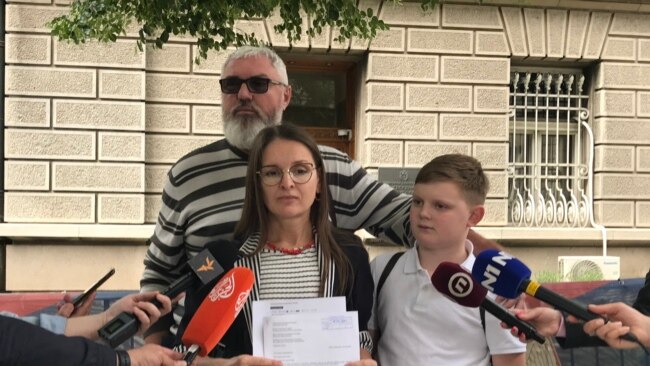 'Ne možemo da živimo': Ruska porodica traži pravo na boravak u Srbiji