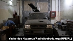 Установка, яку волонтери роблять на базі пікапу