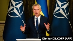  Єнс Столтенберґ зауважив, що жодного остаточного рішення ще не було ухвалено