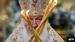 Patriarhul Kirill la slujba de Crăciun pe stil vechi din 2023, la Moscova.