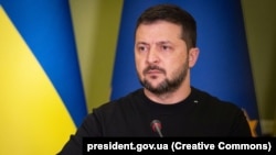 «Ми можемо й мусимо забезпечити абсолютно чіткий результат: хоч би яким був інформаційний порядок денний світу, наші партнери мають нас розуміти й чути українців» – сказав Володимир Зеленський