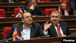 Արծվիկ Մինասյան