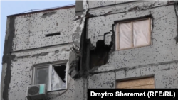 Наслідки обстрілу житлового будинку в районі Корабел, Херсон, грудень 2022 року, архівне фото