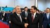 Колишній президент Казахстану Нурсултан Назарбаєв (л) на інавгурації свого наступника Касим-Жомарта Токаєва, листопад 2022 року