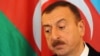 Azerbaýjanyň prezidenti Ylham Alyýew Pragada metbugat konferensiýasynda žurnalistleriň soraglaryna jogap berýär. Praga, 5-nji aprel, 2012.