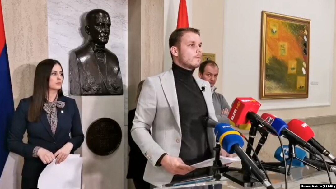 Stanivuković na jednoj od pres koferencija na kojima predstavlja navode o zloupotrebi gradskog novca