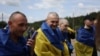 Президент: плануємо, що обміни полоненими продовжаться наступного тижня