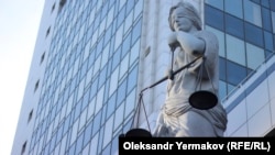 Колегія суддів Київського апеляційного суду розглянула апеляційну скаргу захисників Кожари щодо подовження запобіжного заходу