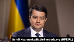 Негативно ставляться до відставки Разумкова 39,1%