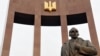 У Львові затримали осіб, причетних до осквернення пам’ятника Бандері