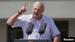 Лукашенко: «Зла не тримаю на Володю Зеленського, я його розумію: по молодості щось десь сказав»