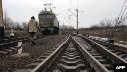 На місці однієї з акцій блокування потягів, архівне фото