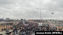 Белград - Студентите го блокираа мостот Газела и еден од најважните автопати во Белград - 10 јануари 2025 година