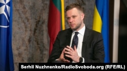 Міністр закордонних справ Литви Габріелюс Ландсбергіс наголошує, що його країна не може прийняти пропозицію пом’якшити обмежувальні заходи 