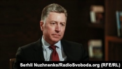 Курт Волкер (на фото) впевнений, що над діями зюройних угруповань на Донбасі здійснюється безпосереднє російське командування
