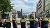 Полиция у здания суда в Тбилиси, архивное фото