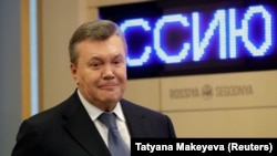 Зокрема захисник Віктора Януковича (на фото) попросив вилучити з мотивувальної частини вироку посилання на його «залежність від влади Росії»