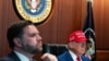 Президент США Дональд Трамп проводит совещание в ситуационной комнате Белого дома в Вашингтоне, 22 июня 2025 года.
