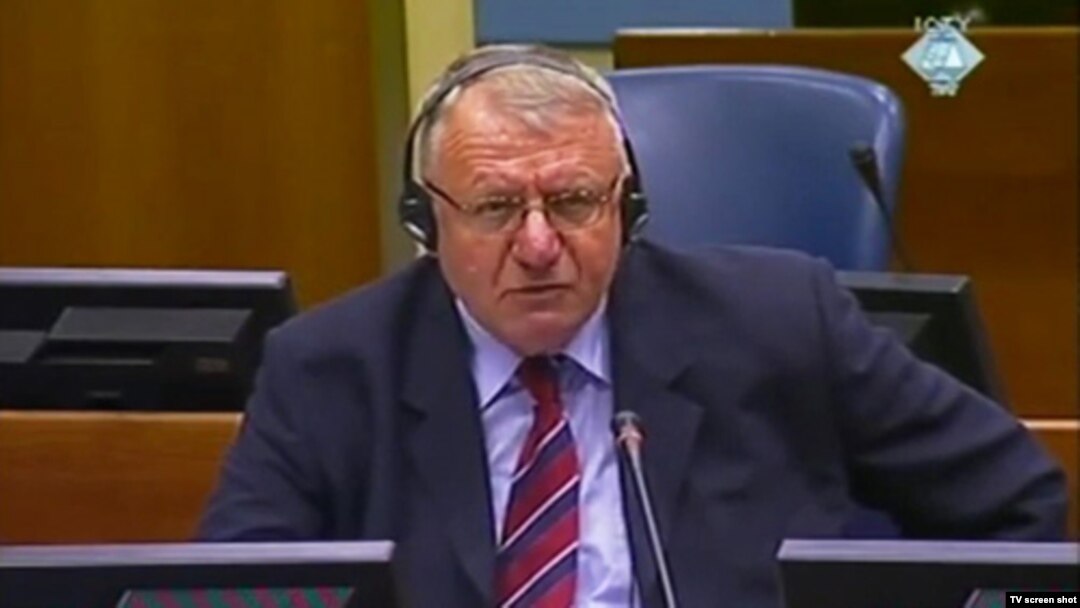 Vojislav Šešelj, foto iz arhive
