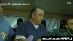 Բժիշկները «Էրեբունի» բժշկական կենտրոնում ներկայացնում են վիրավորների հետ կապված իրավիճակը, 27-ը հուլիսի, 2016թ․