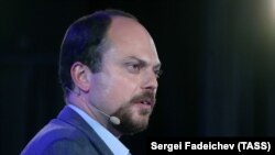 Російський політик і журналіст Володимир Кара-Мурза