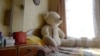Belarus — Volha Babaška fron Bychaŭ (Bykhov) district tries to find out the cause of death of her son in gym class, 9mar2019