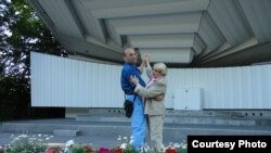 Baku, Lejla i Arif Junus
