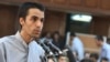 آرش رحمانى پور كه در دادگاه هاى پس از حوادث انتخابات رياست جمهورى به عضويت در انجمن پادشاهى ايران و محاربه متهم شده بود صبح پنج ‌شنبه، هشتم بهمن ‌ماه، اعدام شد.