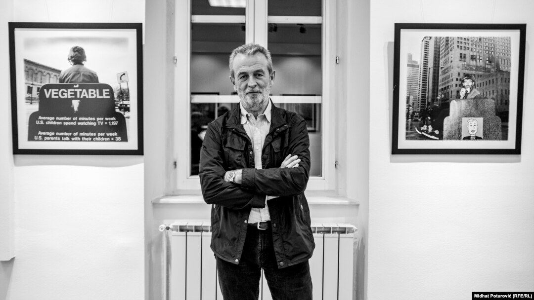 Kemal Hadžić na izložbi pod nazivom "Neću biti zombi" u Domu kulture i omladine Centra u Sarajevu (7. septembar 2019. godine) 