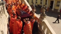 Блаженнішого Любомира Гузара провели в останню путь оплесками (відео)