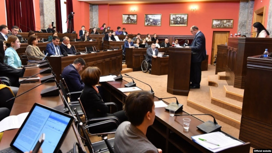 Комитетские слушания доклада Народного защитника продлятся, предположительно, до мая, затем его обсудят на пленарном заседании