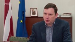 Посол Латвії за два роки заговорив українською на знак поваги до України – відео