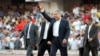 Saýlawlara iki gün galanda, prezident Kurmanbek Bakiýew Bişkekdäki stadionda tarapdarlarynyň öňüne çykdy.