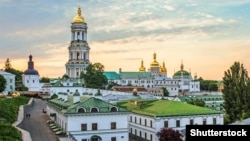 Конфлікт стався під час гасіння пожежі в одному з приміщень Києво-Печерської лаври