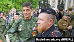 8 лютого 2017 року в угрупованні «ДНР» заявили про загибель Гіві (зліва)