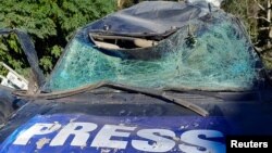Urmările unui bombardament israelian în sudul Libanului, soldat cu moartea și rănirea unor jurnaliști, la 25 octombrie 2024.