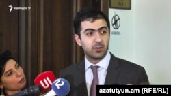 Armenia - Aram Orbelian, a lawyer for former President Robert Kocharian, talks to journalists, Yerevan, April 5, 2019.