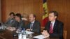 Melanie Merlott (BM), Valeriu Lazăr, ministrul economiei și Veaceslav Negruță, ministrul de finanțe